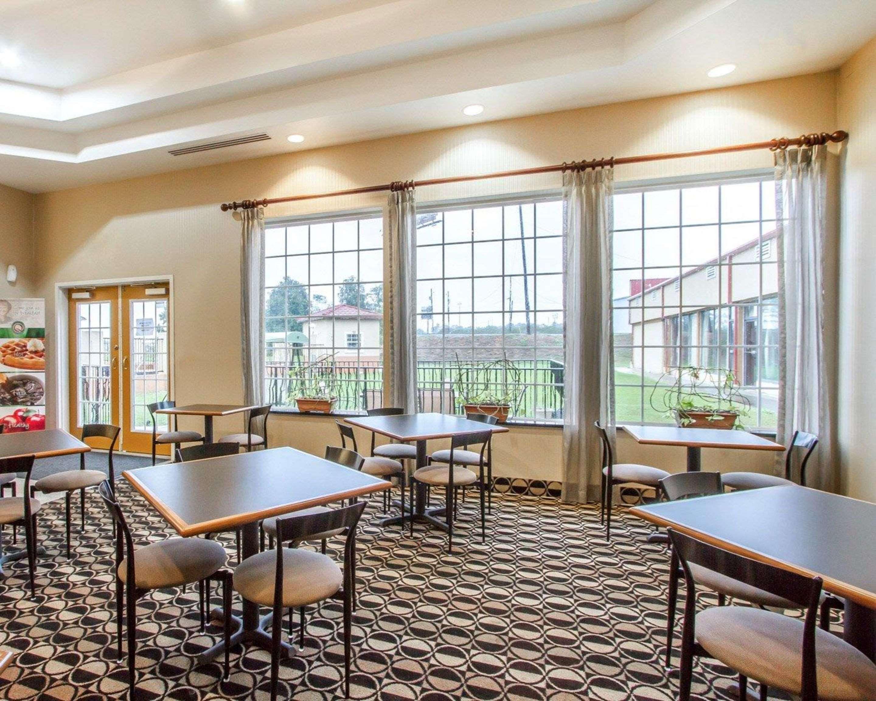 Quality Inn & Suites Greenville I-65 Екстериор снимка