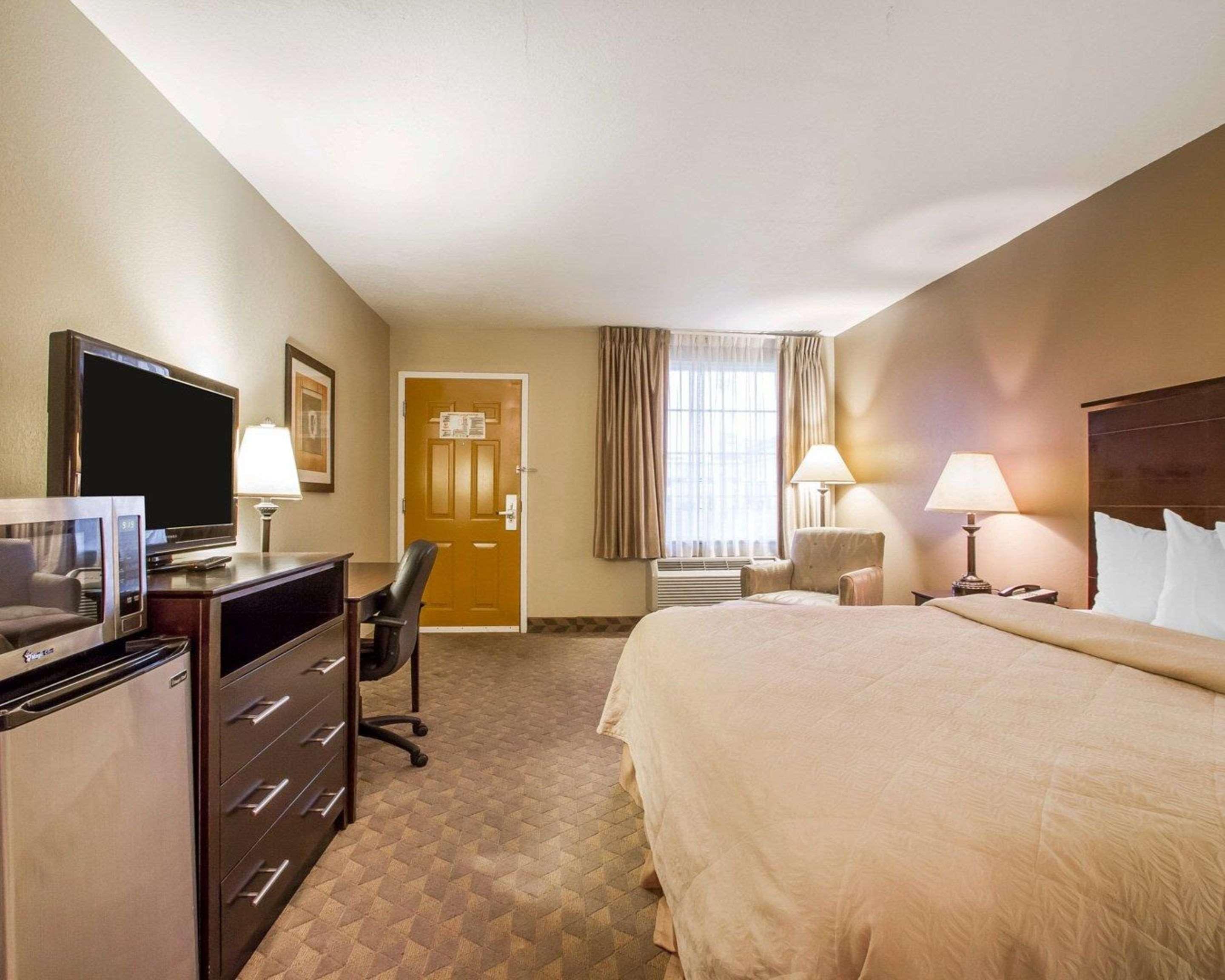 Quality Inn & Suites Greenville I-65 Екстериор снимка