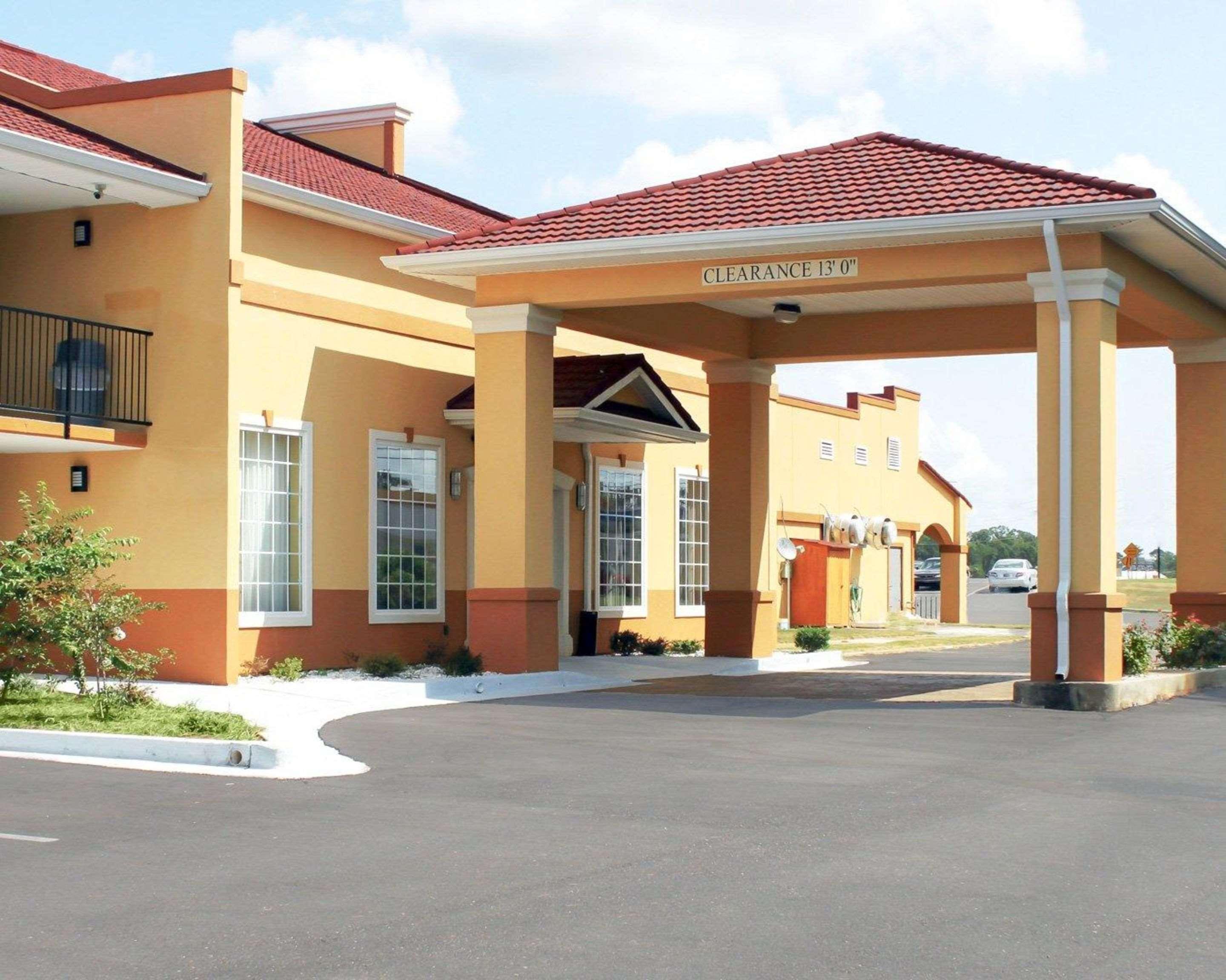 Quality Inn & Suites Greenville I-65 Екстериор снимка