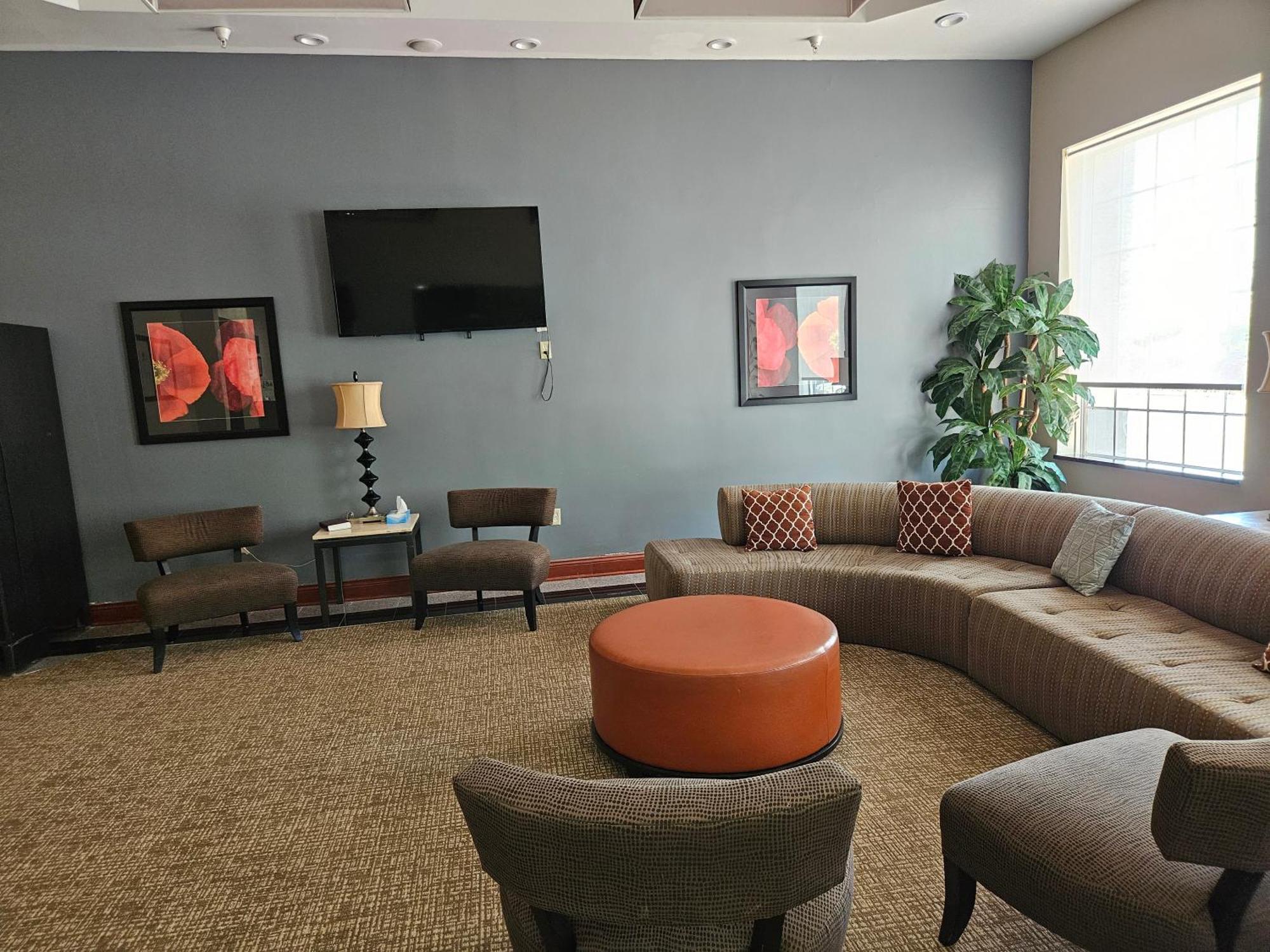Quality Inn & Suites Greenville I-65 Екстериор снимка